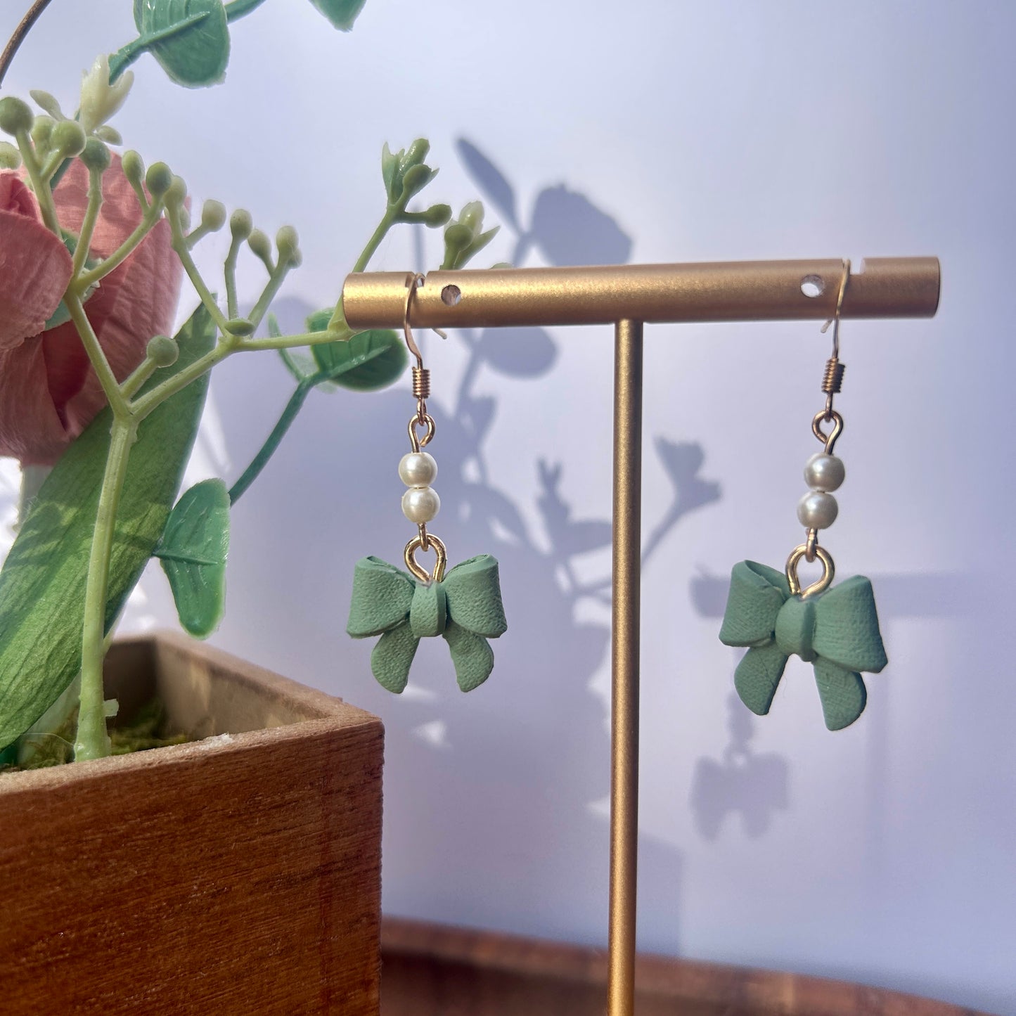 Small Bows (multiple styles and colors)