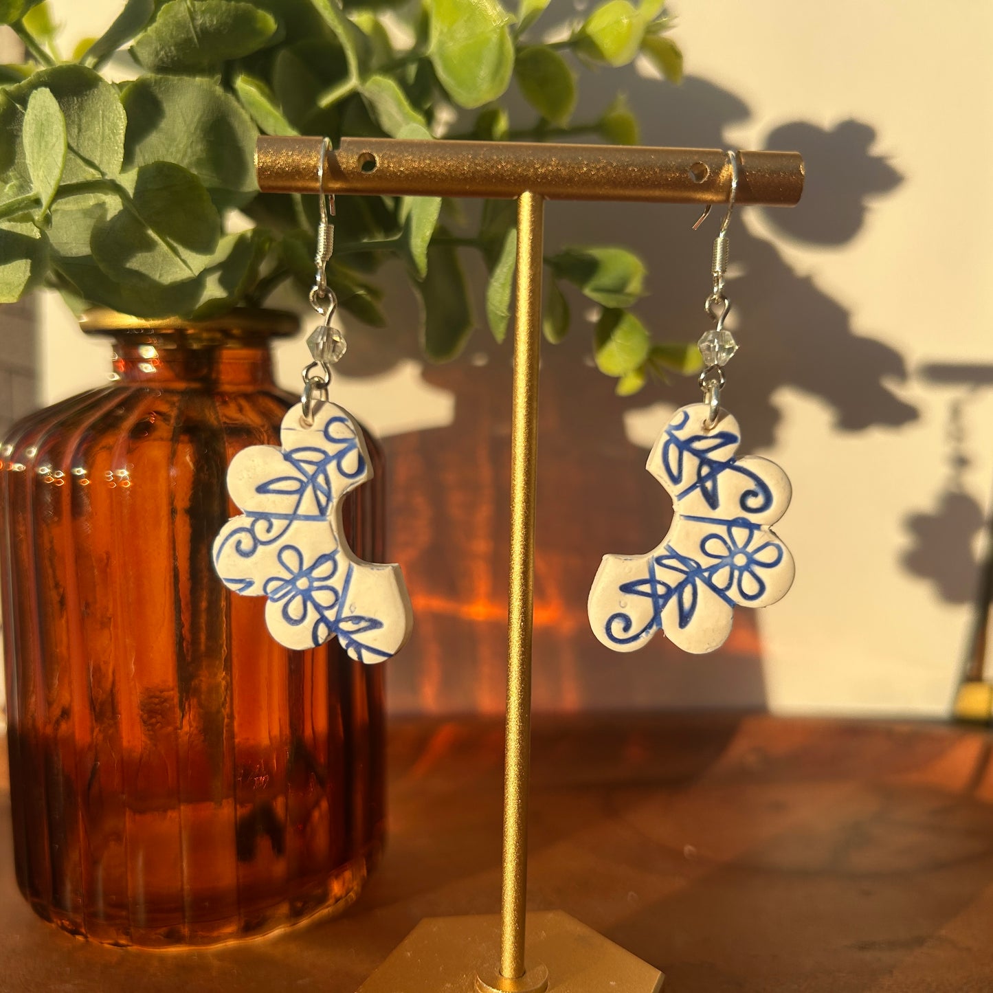 White and Blue Floral Design Fan Earrings