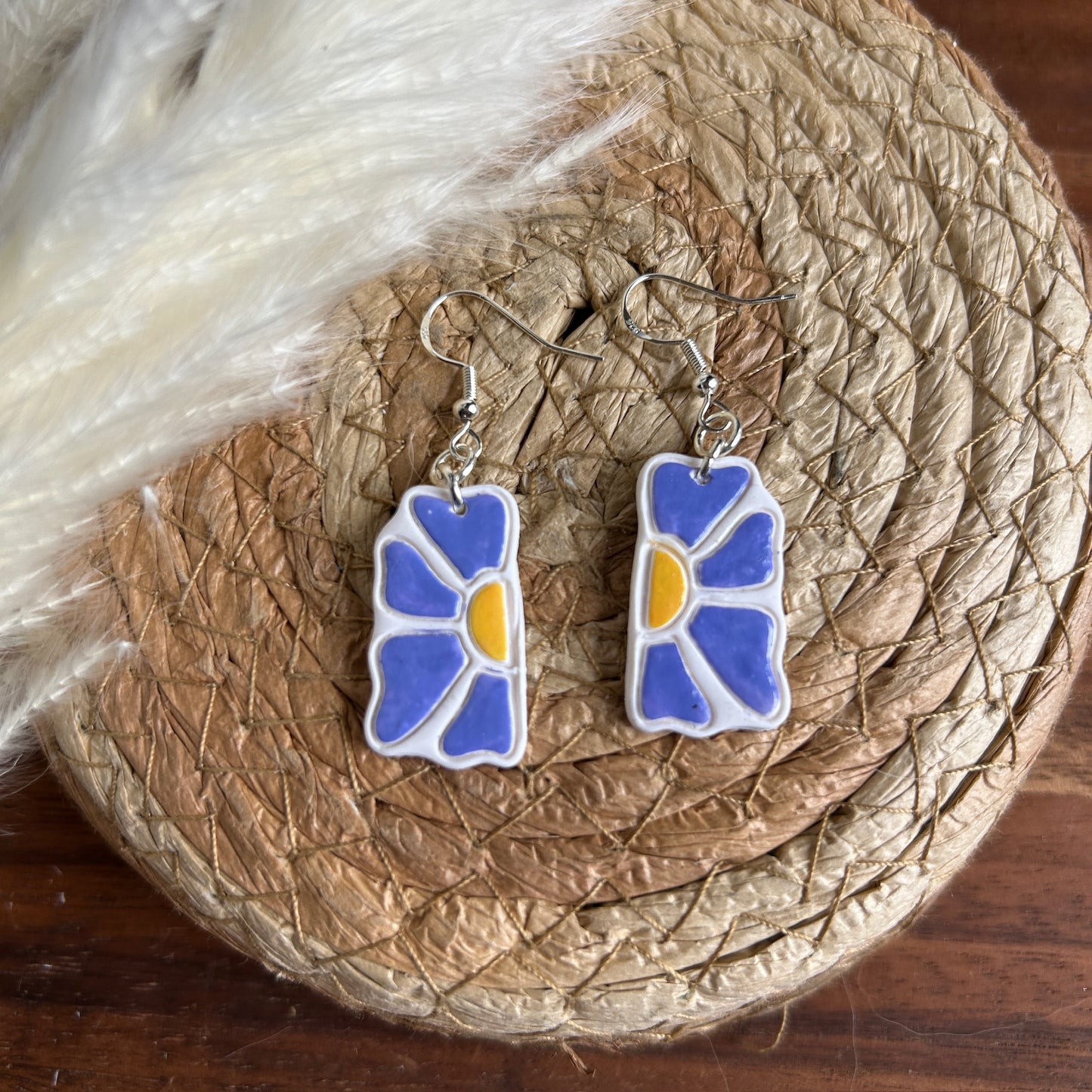 Groovy Flower Earrings (2 color options)