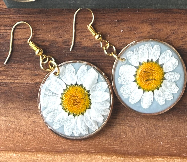 Press Flower Round Dangles